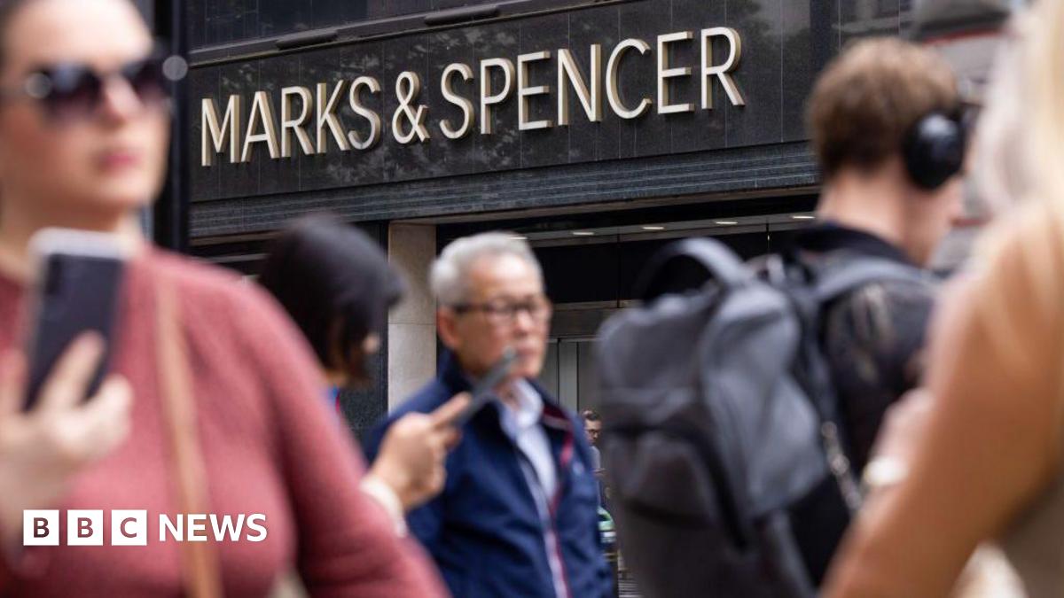 Beware phony IT calls after Co-op and M&S hacks, says UK cyber centre - BBC News