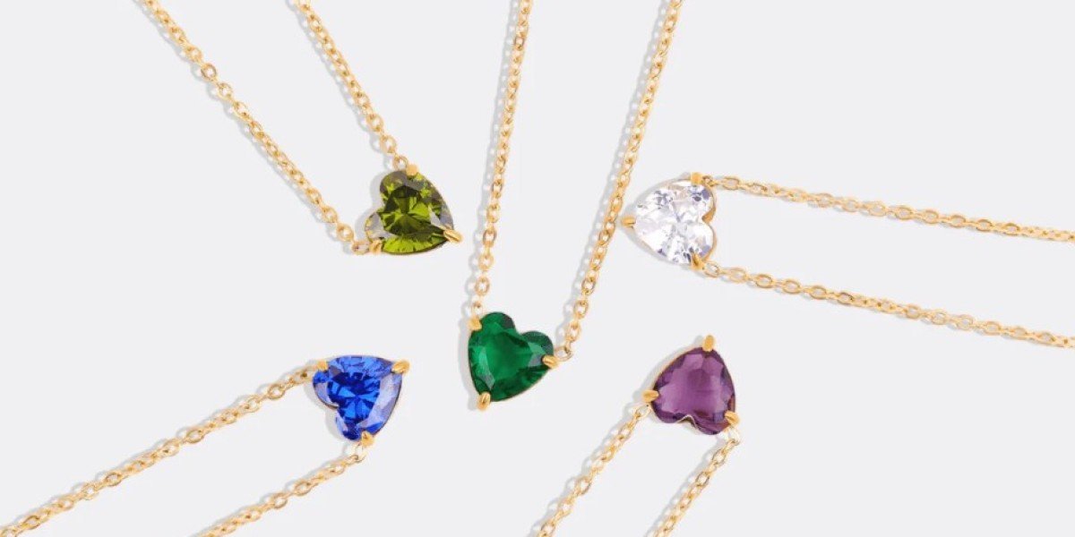 Top Mother’s Day Jewelry Gifts from Mint & Lily