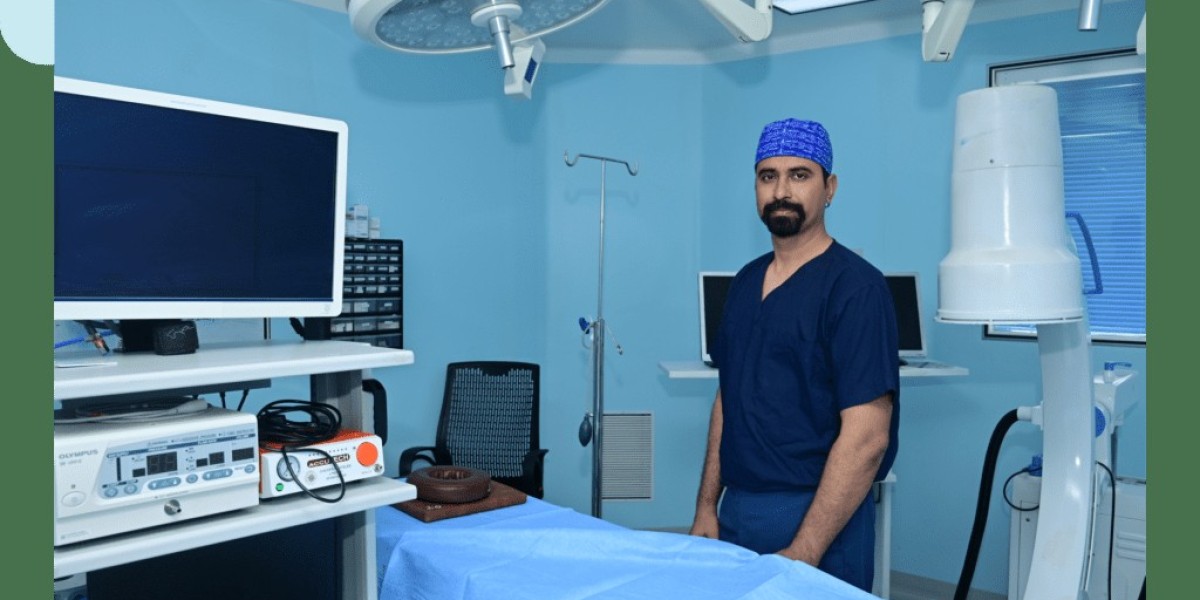 Best Uro Oncologist In India skilled in safe an