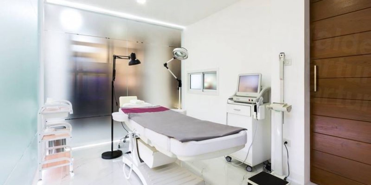 The Role of Aesthetic Clinics in Self-Care
