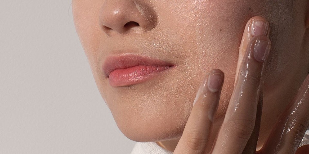 Unlock the Power of a Clay Face Mask: A Skincar