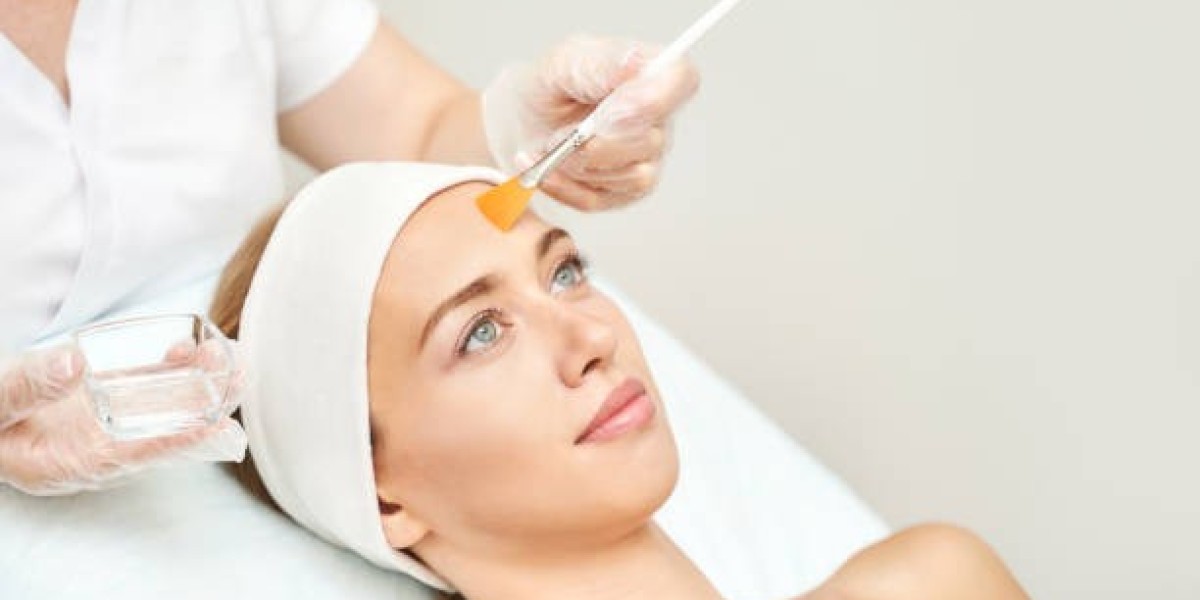 Reveal a Fresher Look: Chemical Peels in Riyadh