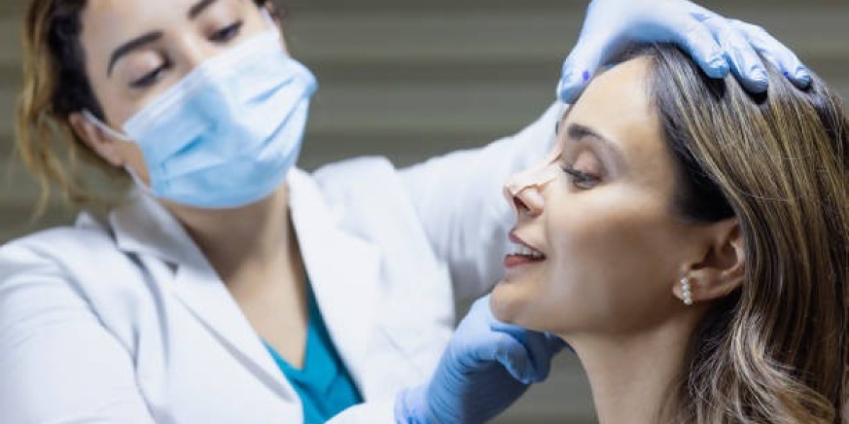 أفضل عيادات جراحة تجميل الأنف بالرياض لتحقيق نت