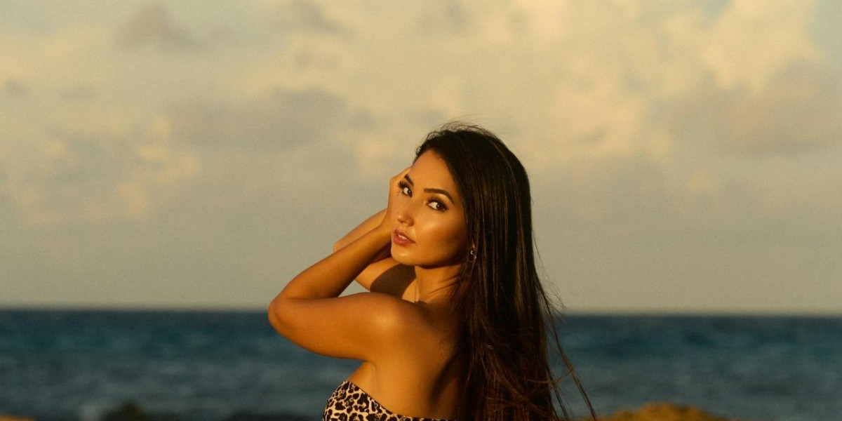 Bachelor’s Night with Escort Service in Udaipur