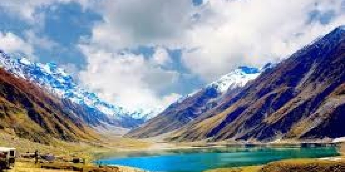 Explore the Paradise of Pakistan