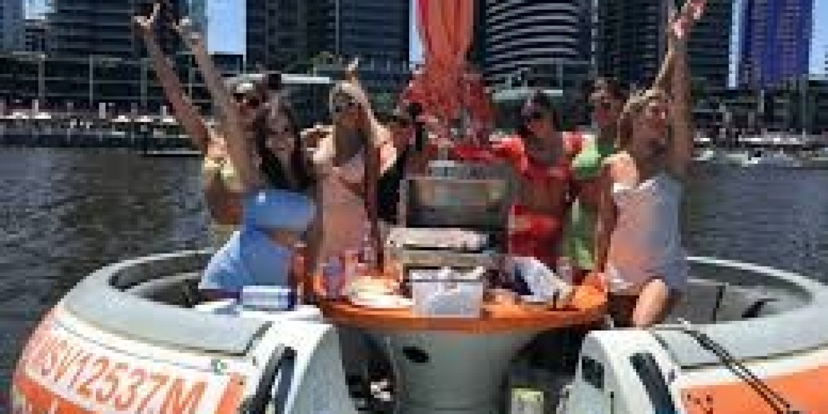 Picnic Boat Hire Melbourne: Enjoy the Ultimate