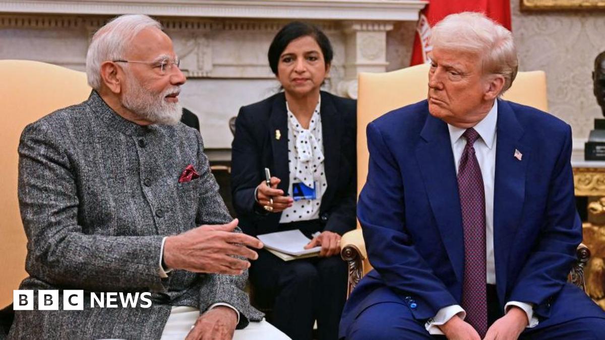 Trump to hit India with 25% tariffs - plus 'penalty' for trade with Russia - BBC News