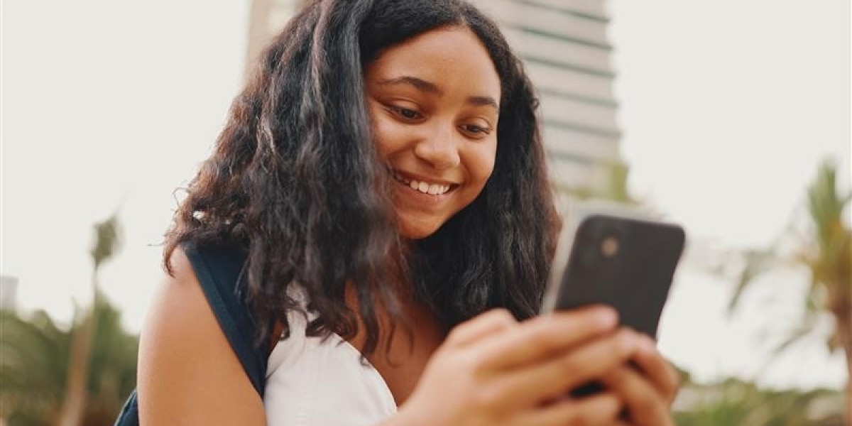 Turn Your Online Shopping List Into a Social Ex