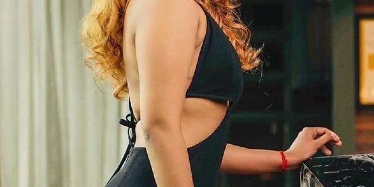 Pakistani Escort In Dubai	 +971589211300