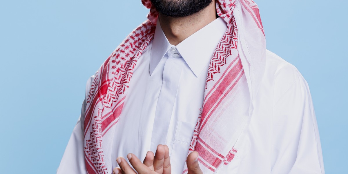 اختيار الشماغ المناسب: الفرق بين القماش العادي