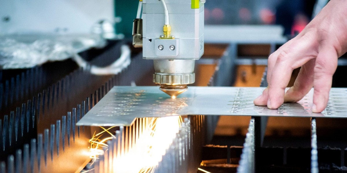 Industrial Fiber Laser Cutting Machine