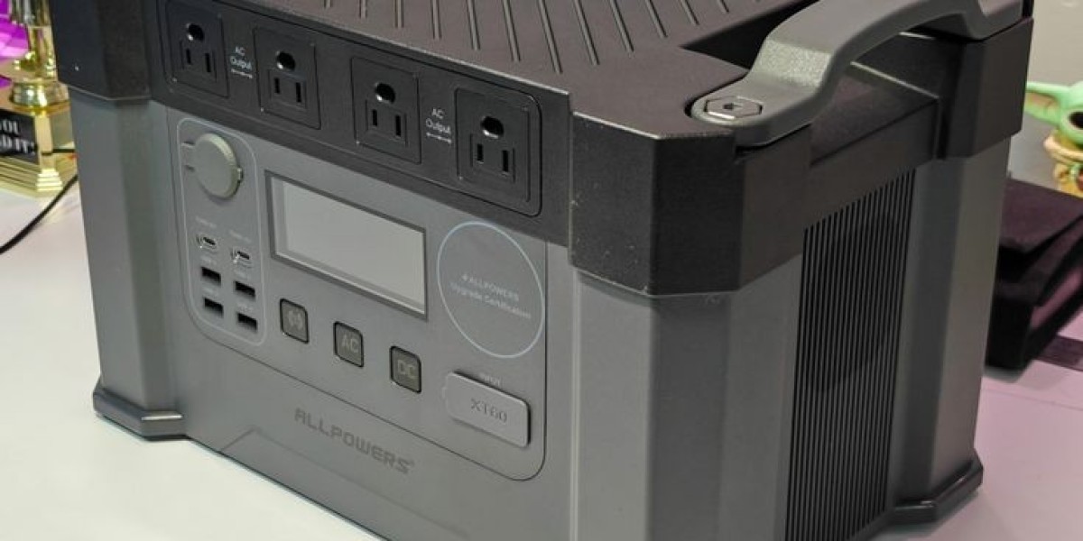 A Portable Power Station 6000W