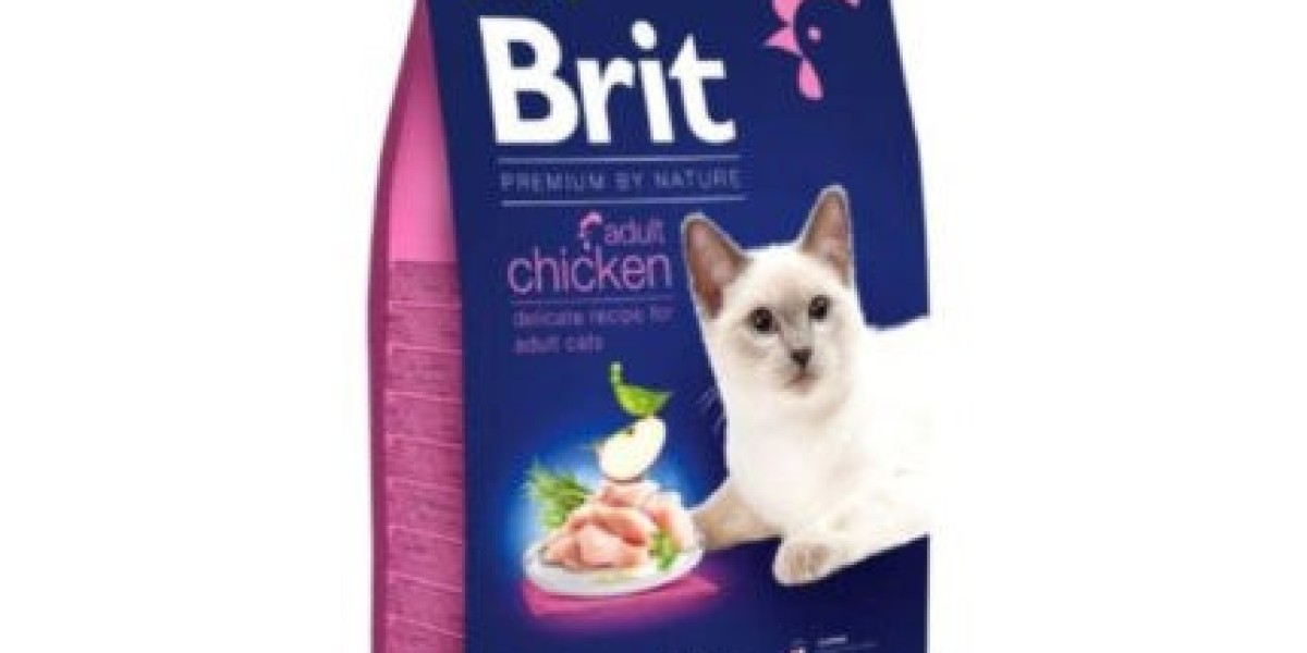 Choosing the Right Fluffy Cat Food for Pakistan