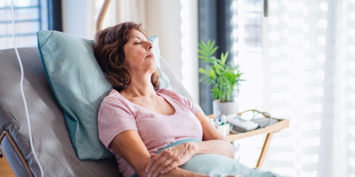 Dubai Wellness Lovers Choose IV Drip at Home