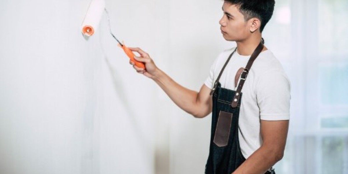 Cracked Paint? Get It Fixed Fast in Dubai