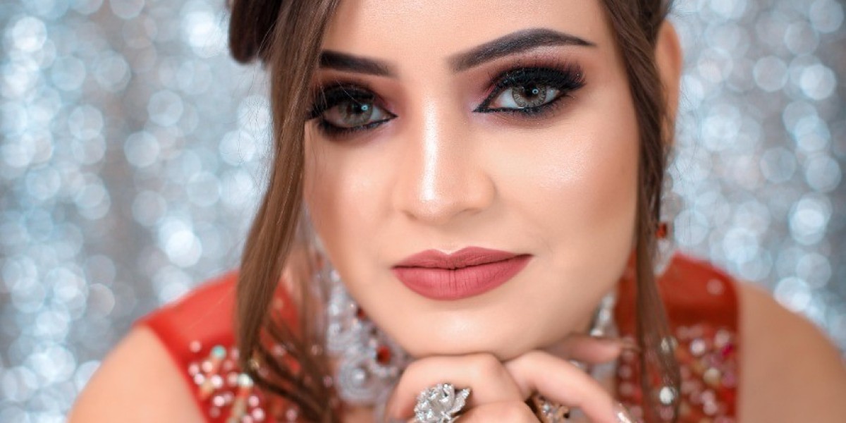 Experience the Best Hair Salon in Varanasi