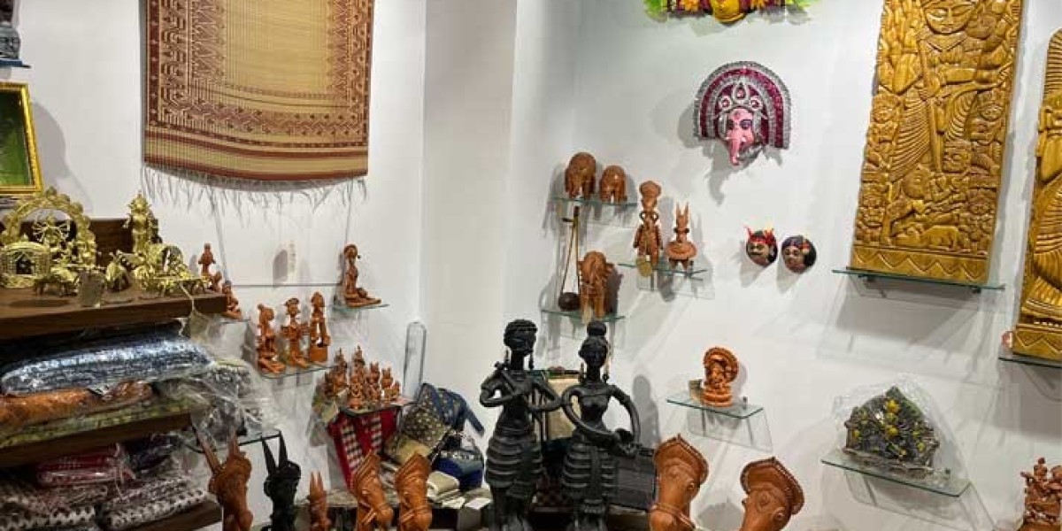 Indian Souvenir Shop Treasures Worth Collecting