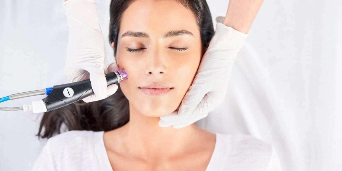 Hydrafacial Is the Skincare You Need to Try