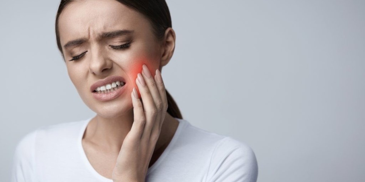 Stop That Toothache Fast — Dentist Tips Inside