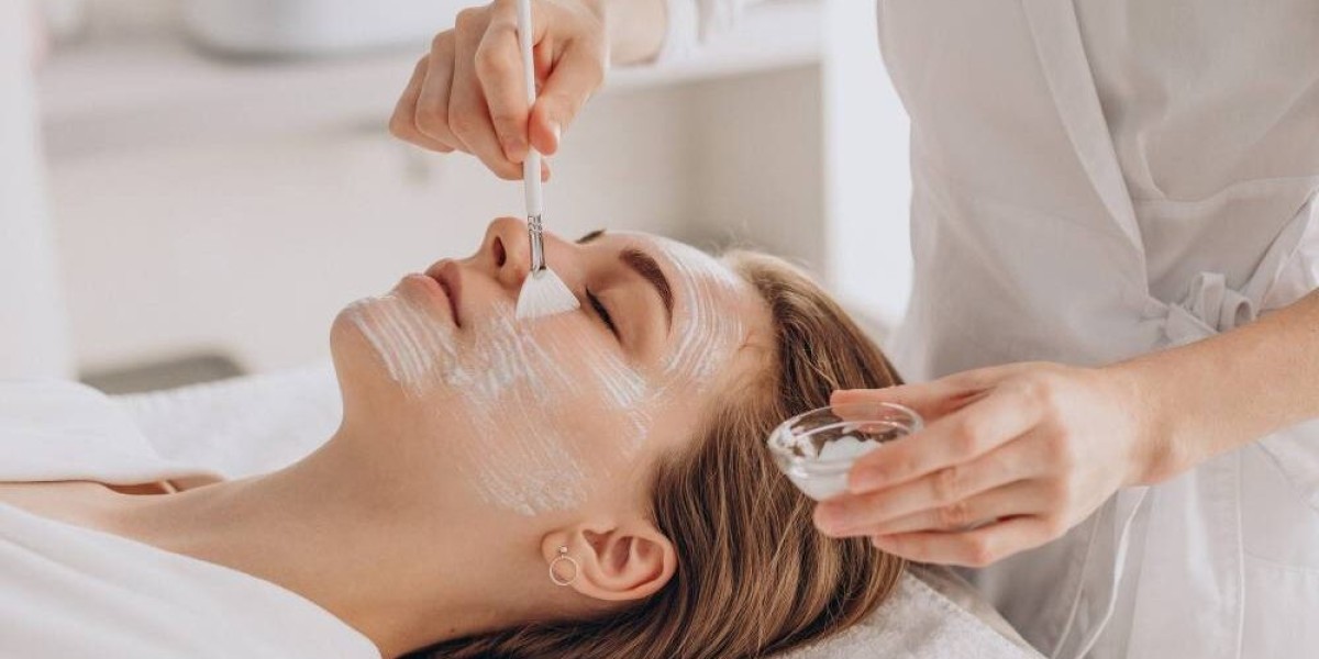 Best Dermatologist for Jawline and Chin Breakou