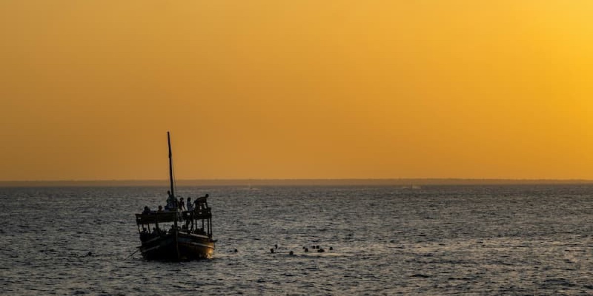 Lotus Yacht Dubai Dinner: A Must-Do Experience