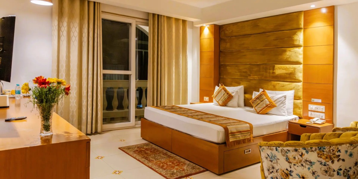 Top Hotels Near Medanta Hospital Gurgaon for a