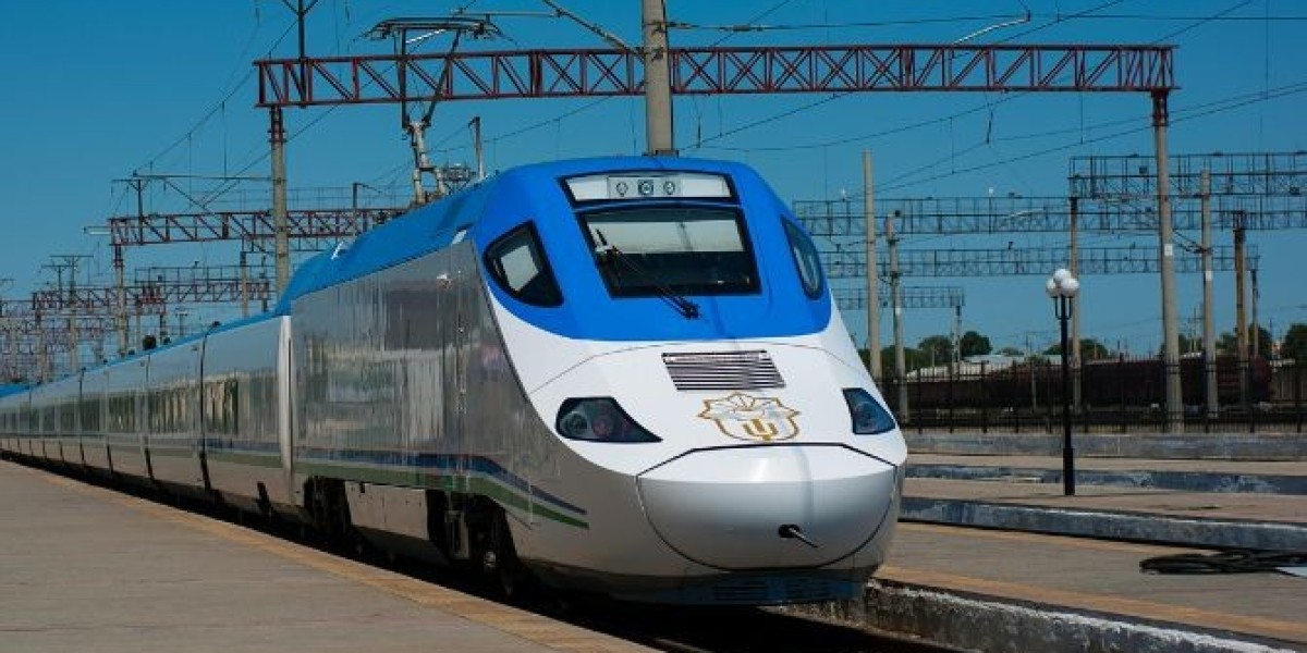 Best Train Ambulance Service in Delhi