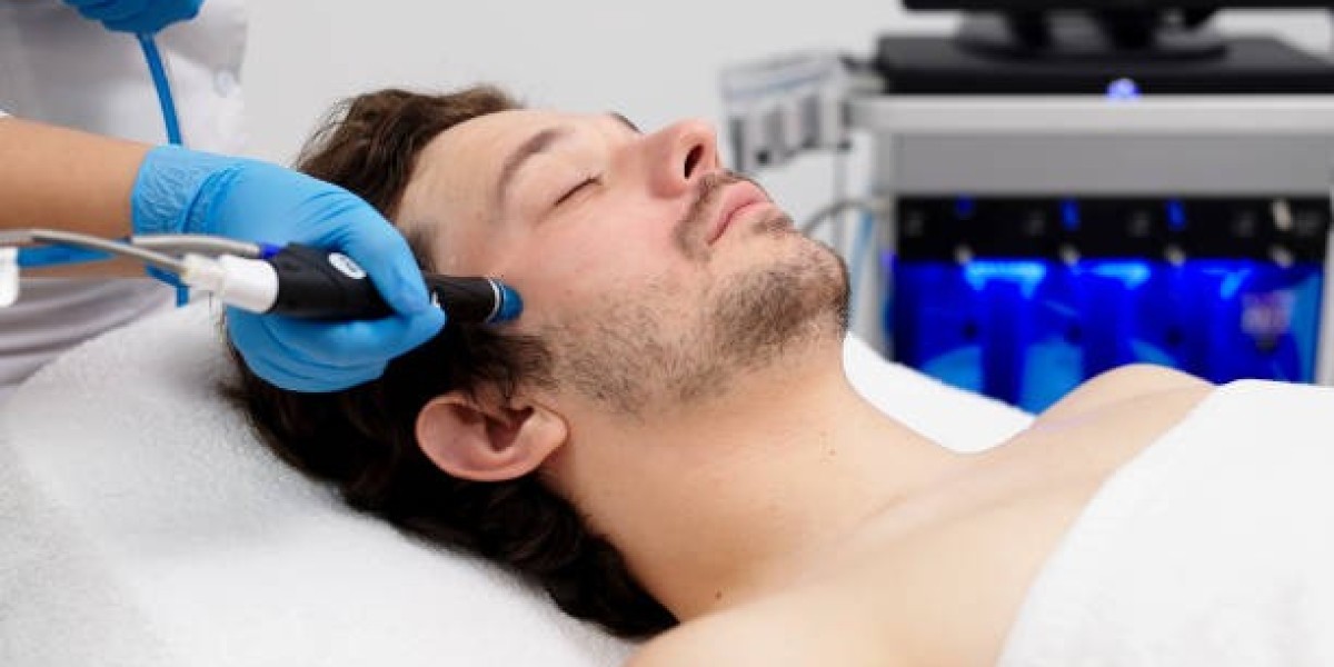 HydraFacial and Skin Hydration: Why Riyadh Skin