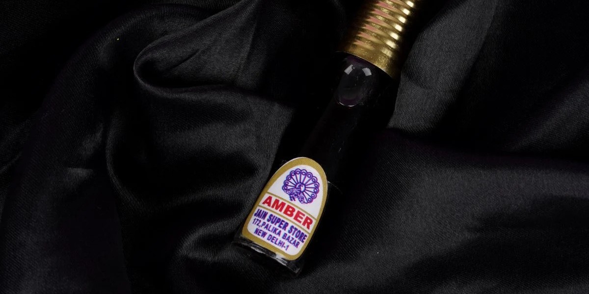 Dive into the Richness of Musk Attar Perfumes f