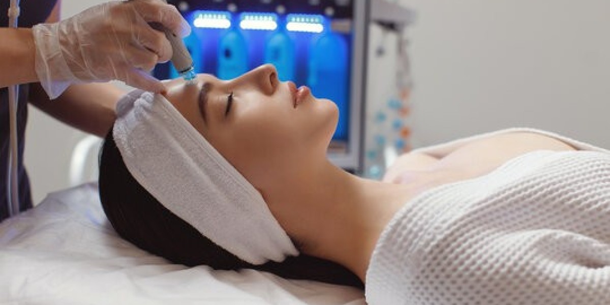 Is Hydrafacial Good for Skin? Expert Insights