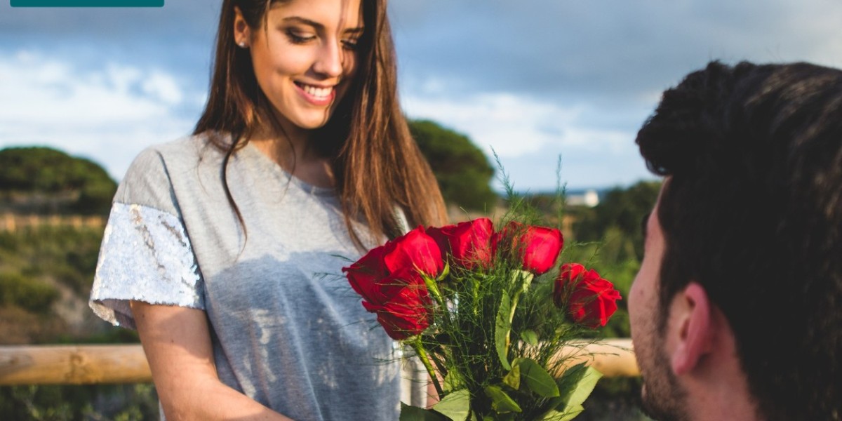 The Romance of Ras Al Khaimah: Top Flower Ideas