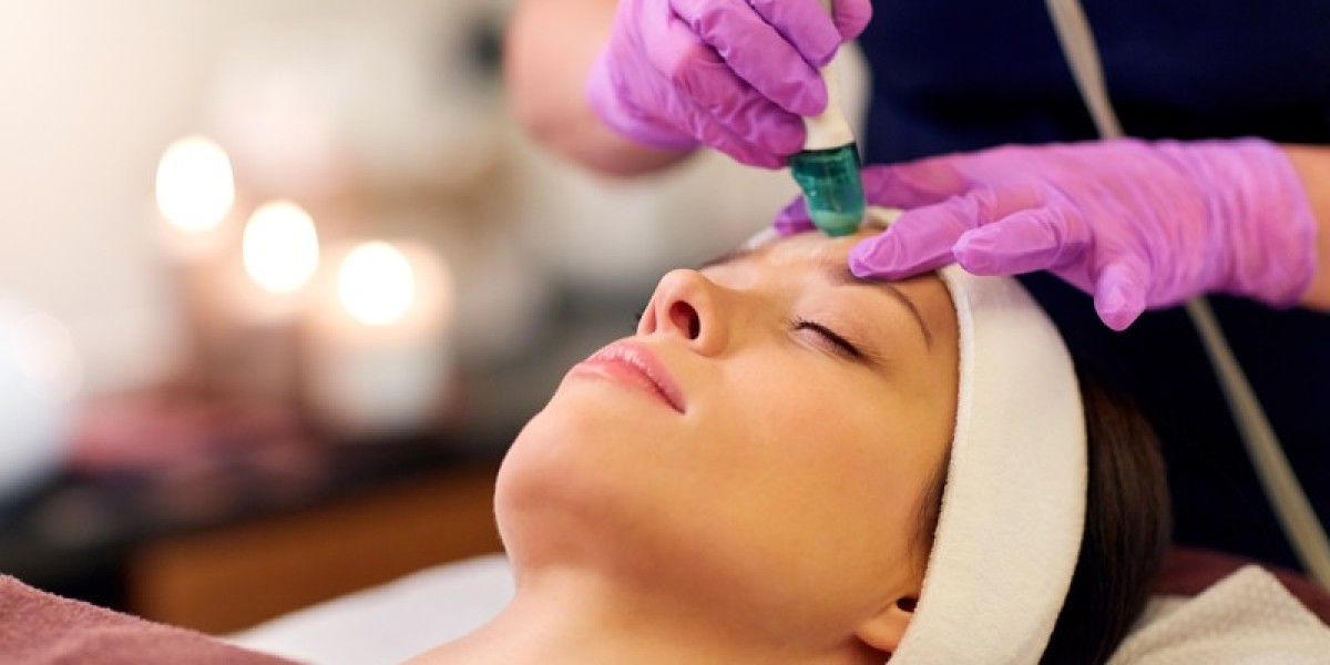 Hydrafacial in Dubai Is the Skincare Glow-Up