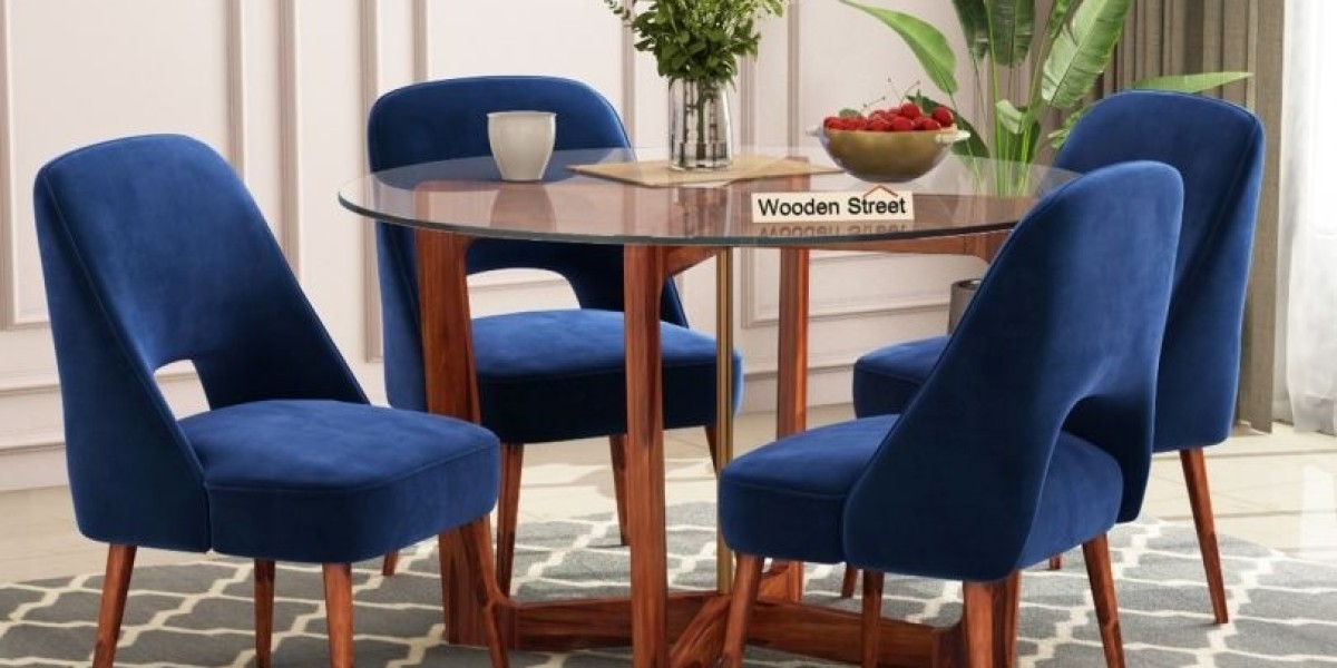 Wood vs. Metal vs. Glass: Comparing Dining Tabl