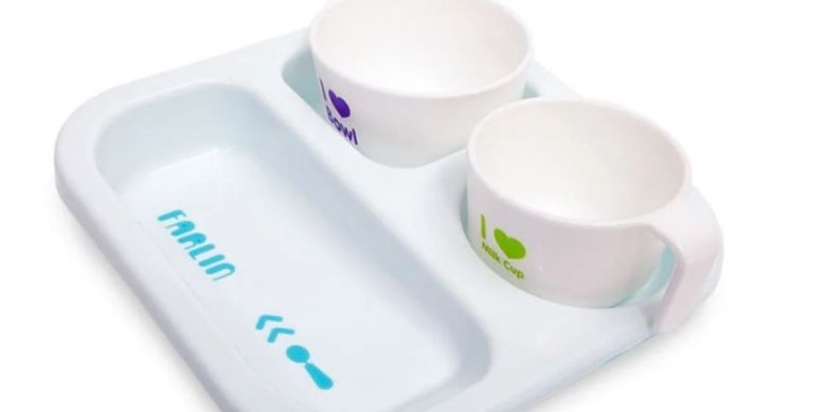 Newborn Feeding Cups: A Guide for New Parents