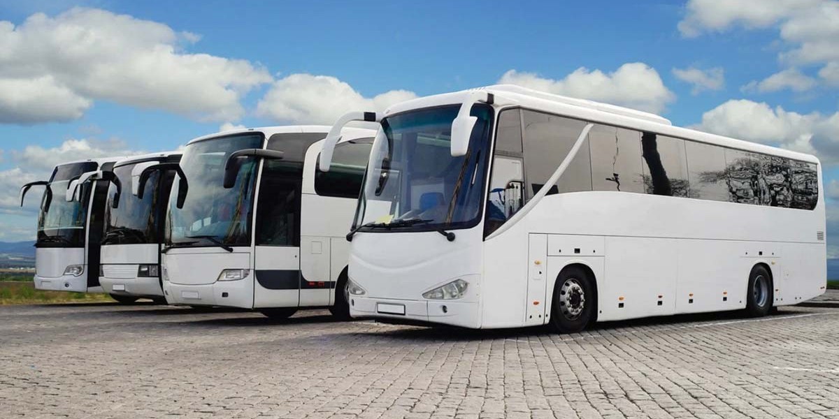 A Smooth Travel: Your Guide to 30 Seater Coach