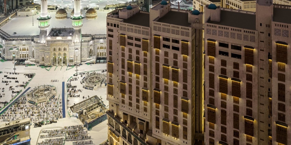 Book the best hotel in Madinah for Umrah