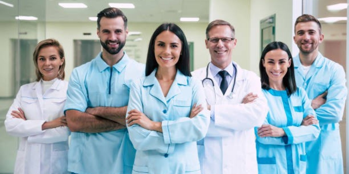 Meet the Best Plastic Surgeon in Riyadh for Hai