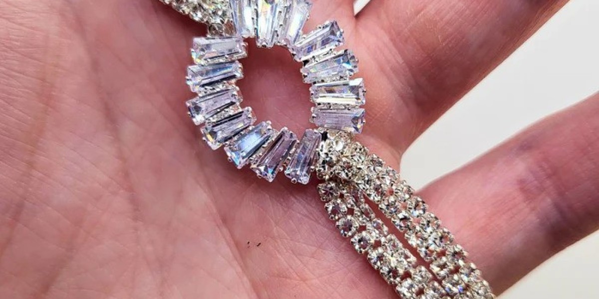 Elevate Your Style with Hair Accessories and Ch