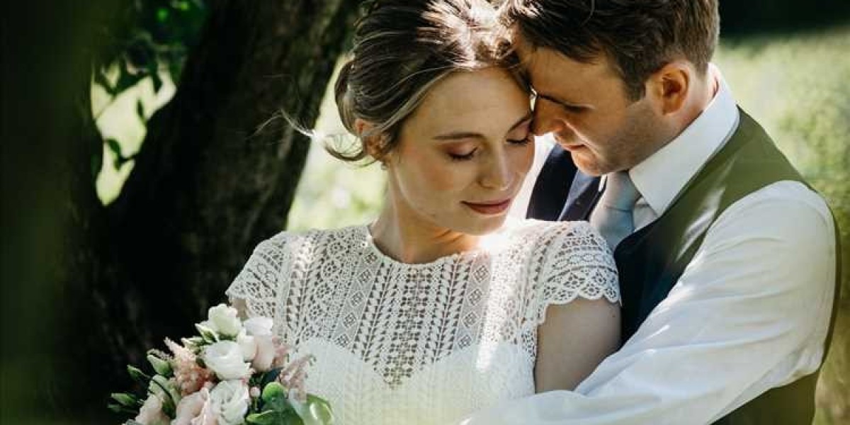 Destination Weddings in Amiens: Why You Need a