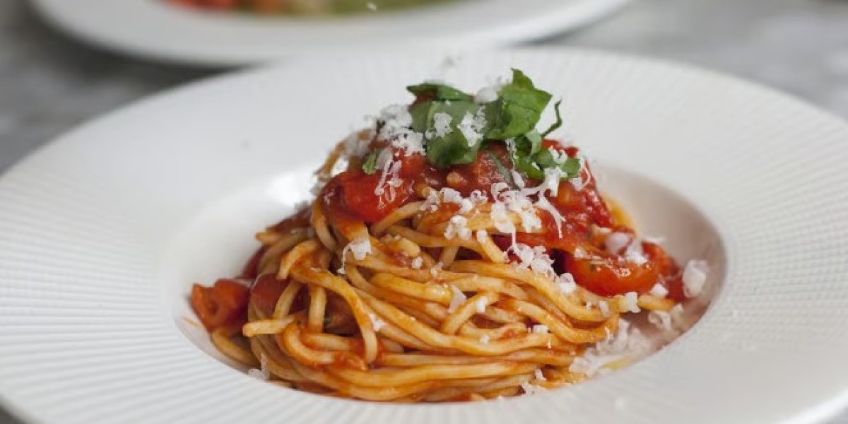 A Dining Experience That Defines the Heart of L
