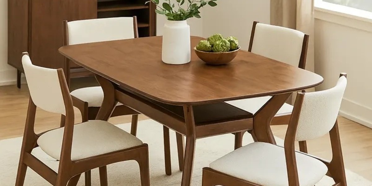 Should Your Dining Table and Chairs Match? A St