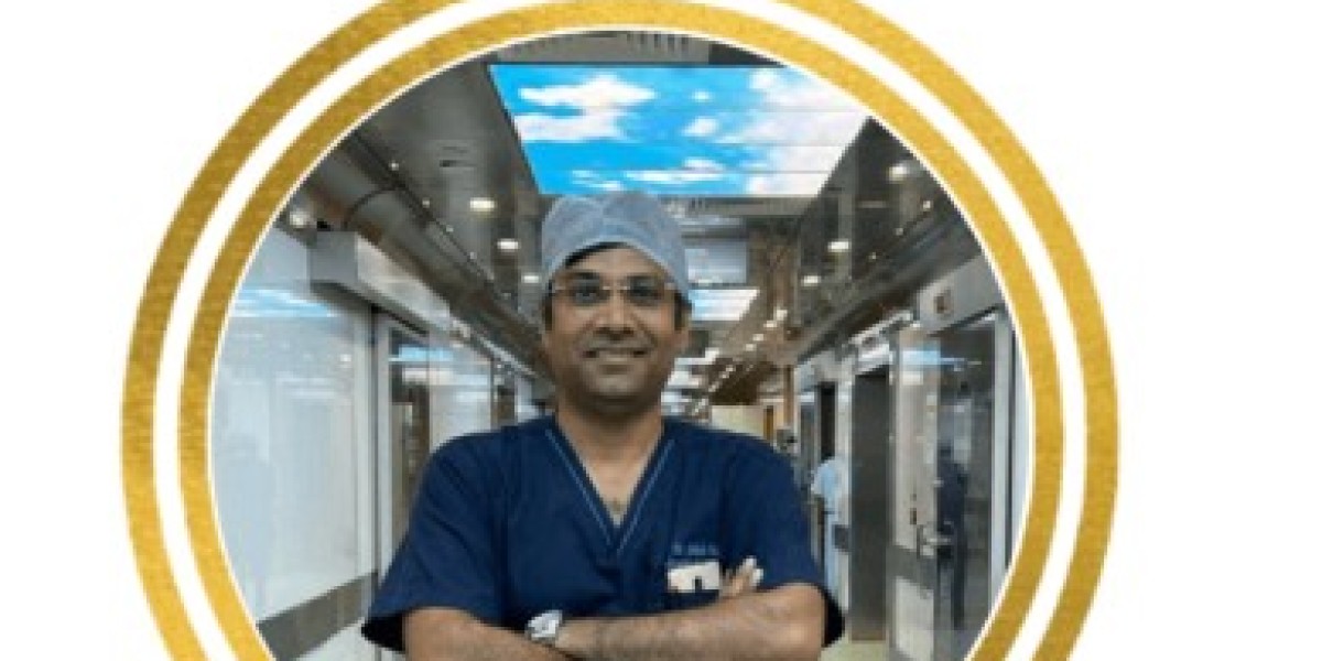 Dr. Ashish Dolas – Expert Cardiac Surgeon with