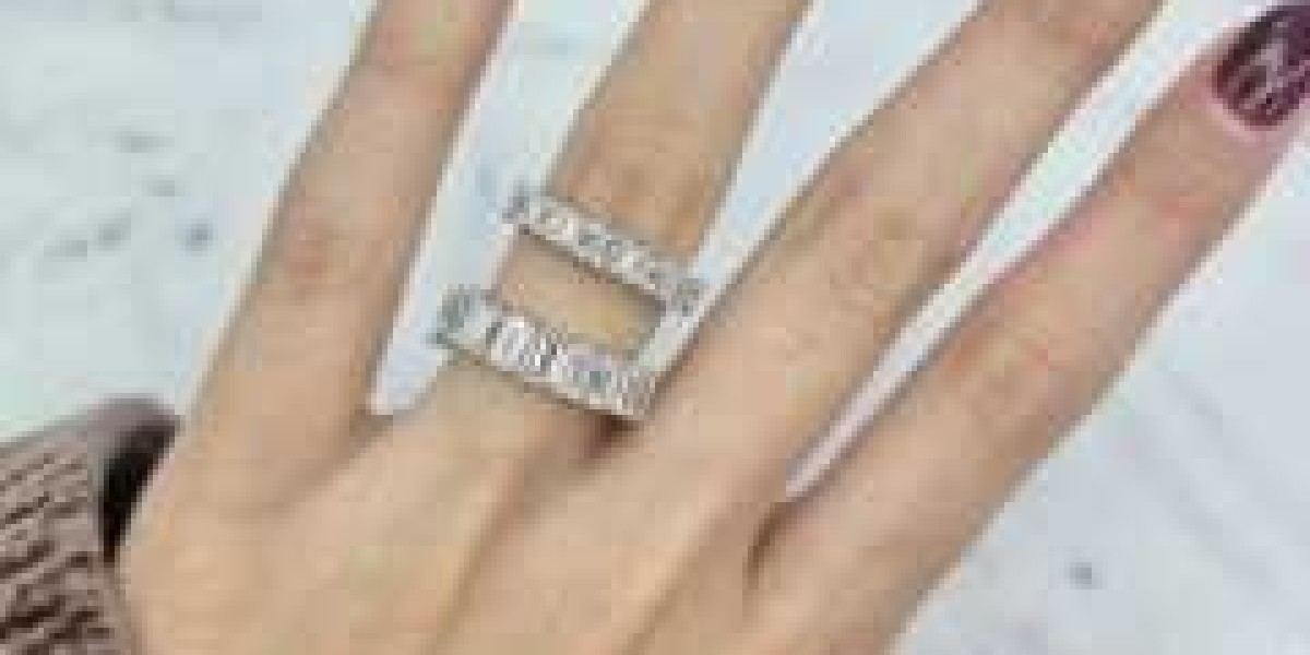 Diamond 4Cs: Colour, Clarity, Carat & Cut
