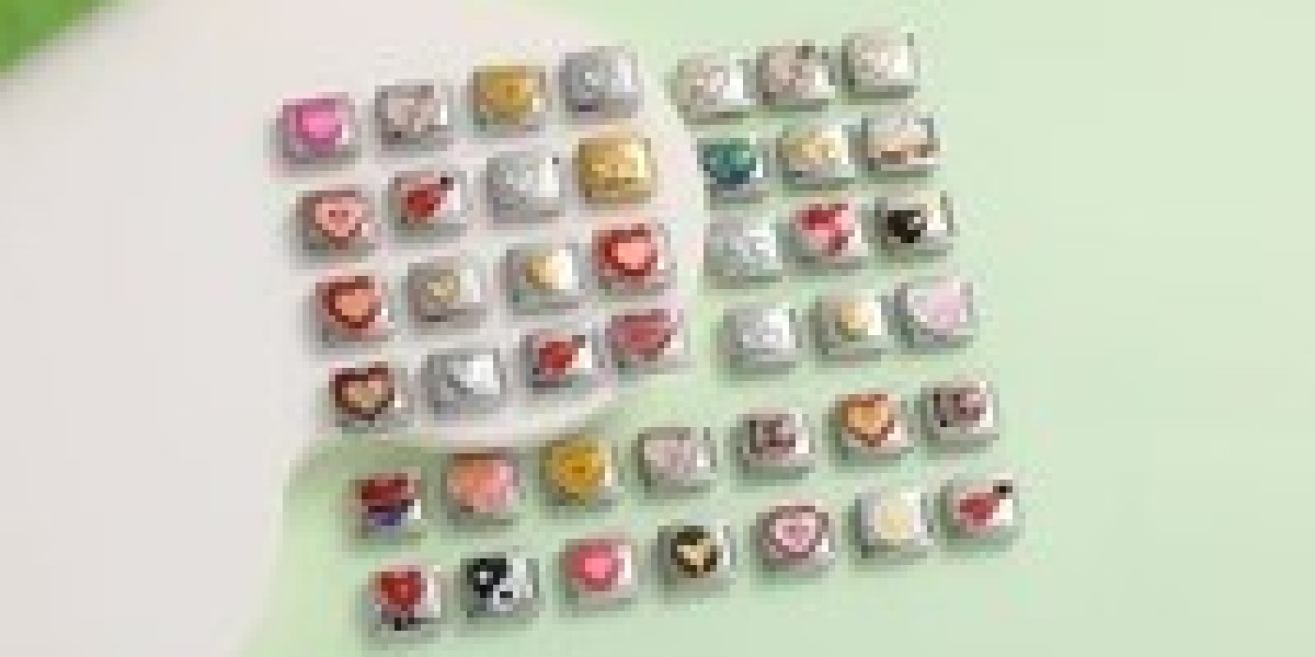 How to Mix and Match Charms for a Holiday Brace