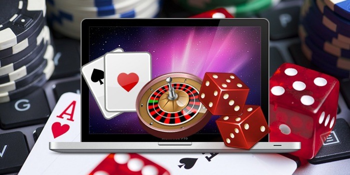 The Psychology Behind Online Casinos: Why Playe