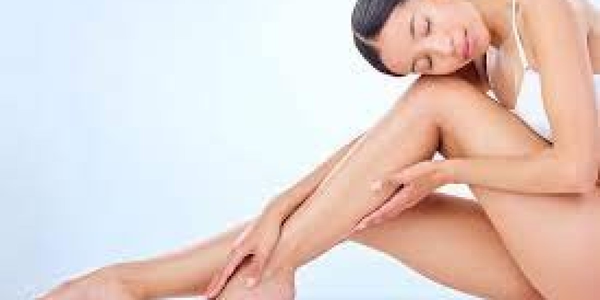 Does Lisseva Cream contain natural ingredients?