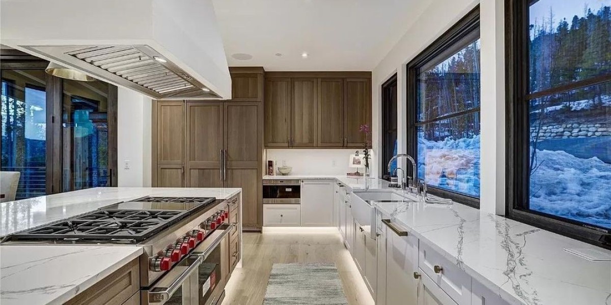 Custom Kitchen Countertop Installation by Grani