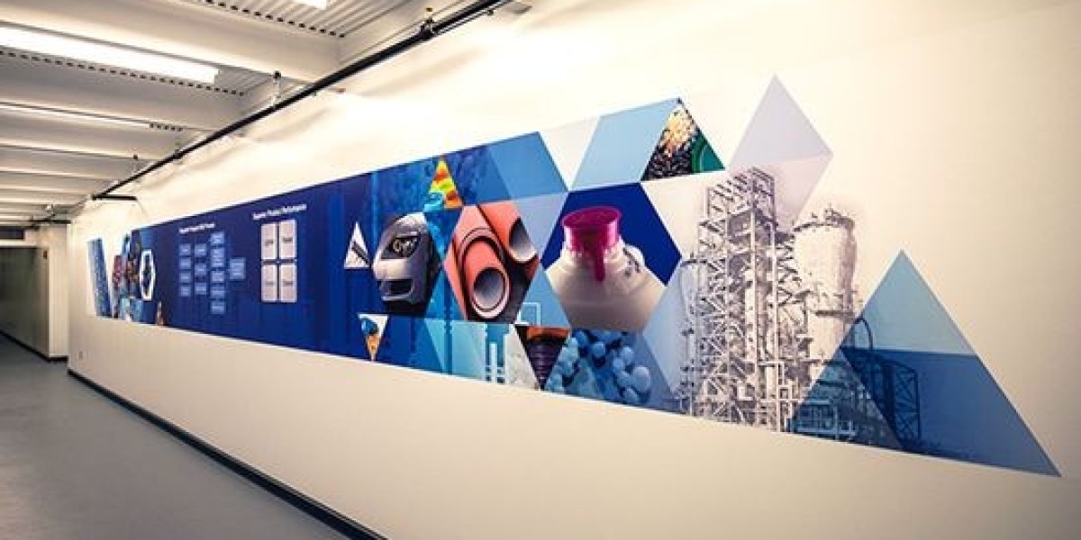 Making a Bold Statement with Custom Signage