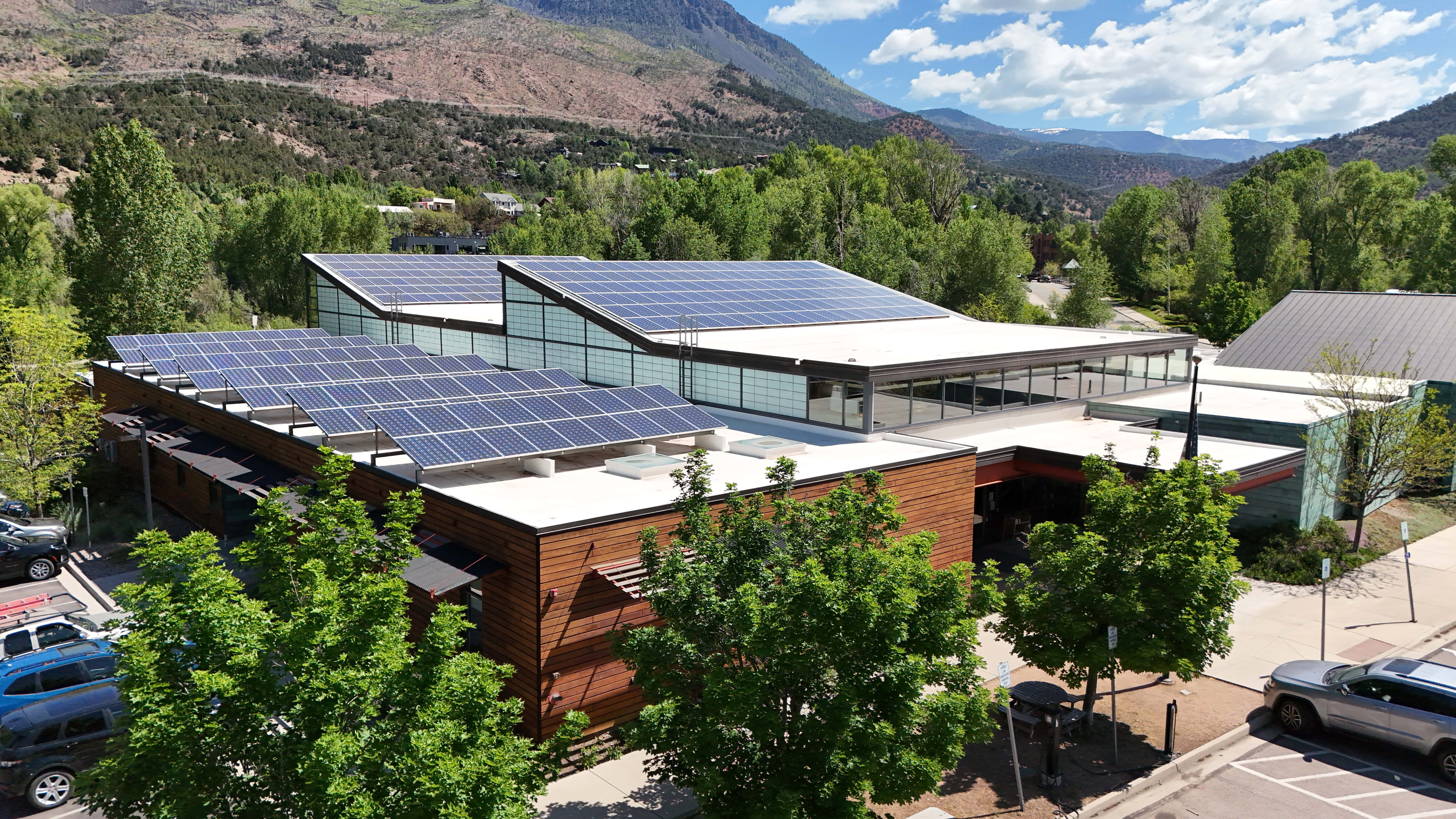 Solar Panels & Batteries in Carbondale, Aspen, Basalt, Garfield & Pitkin