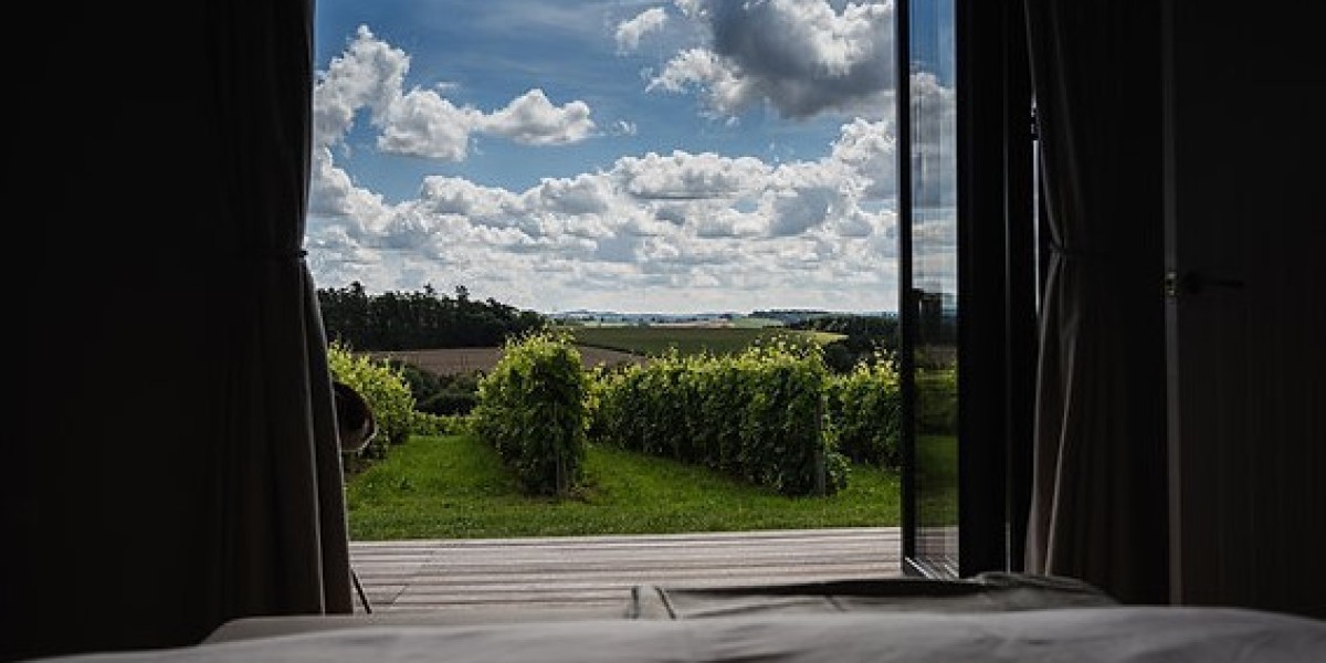 Luxurious Super King Lodge Retreats